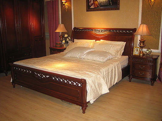 Спальня "Леонардо": кровать 1 8, 2 тумбы, туалетный стол с зеркалом, пуф, комод, шкаф Производитель: Wenzhou Furniture Страна: Китай инфо 9964b.